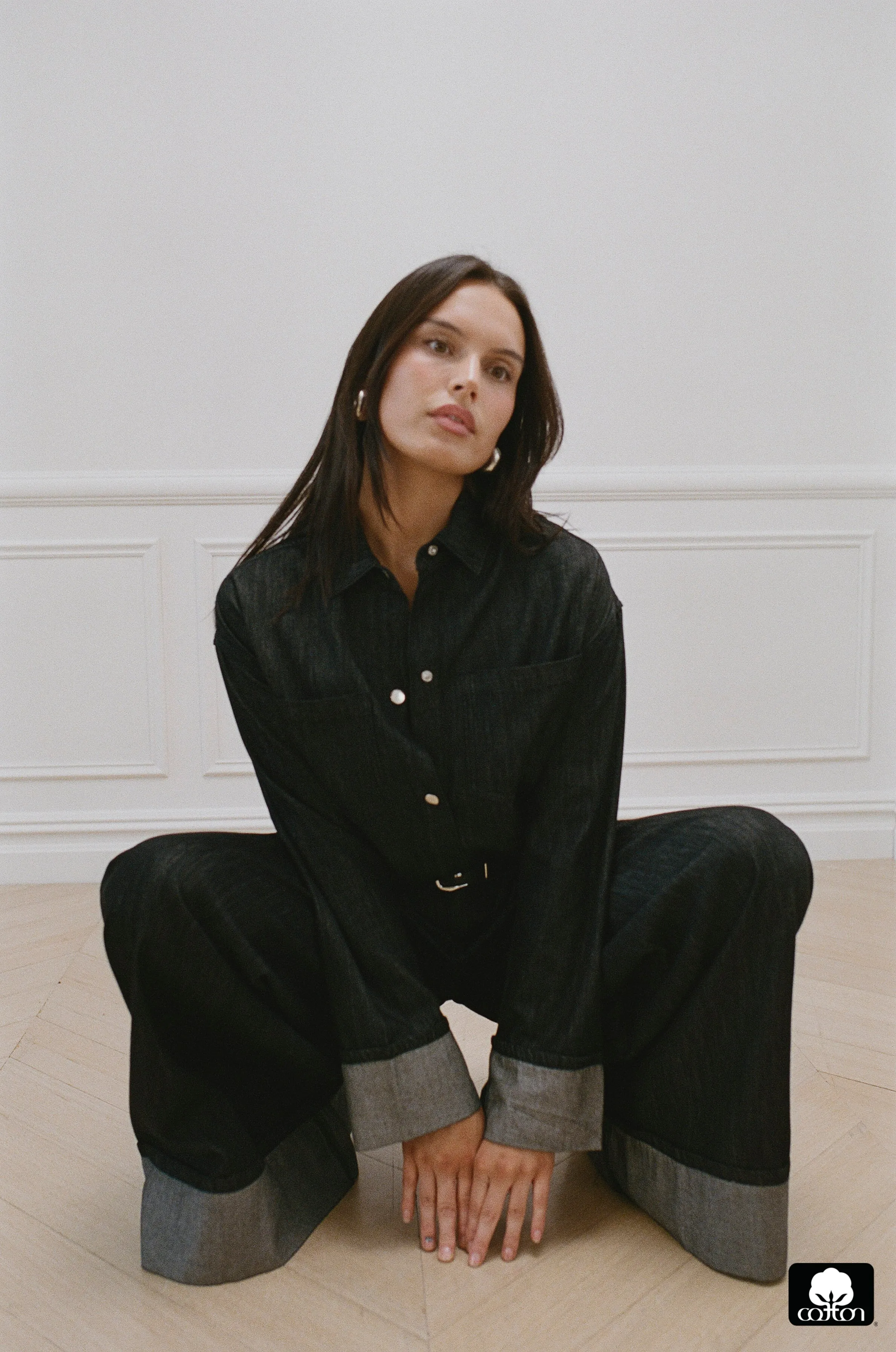 High Waisted Pleated Super Wide Leg Pant