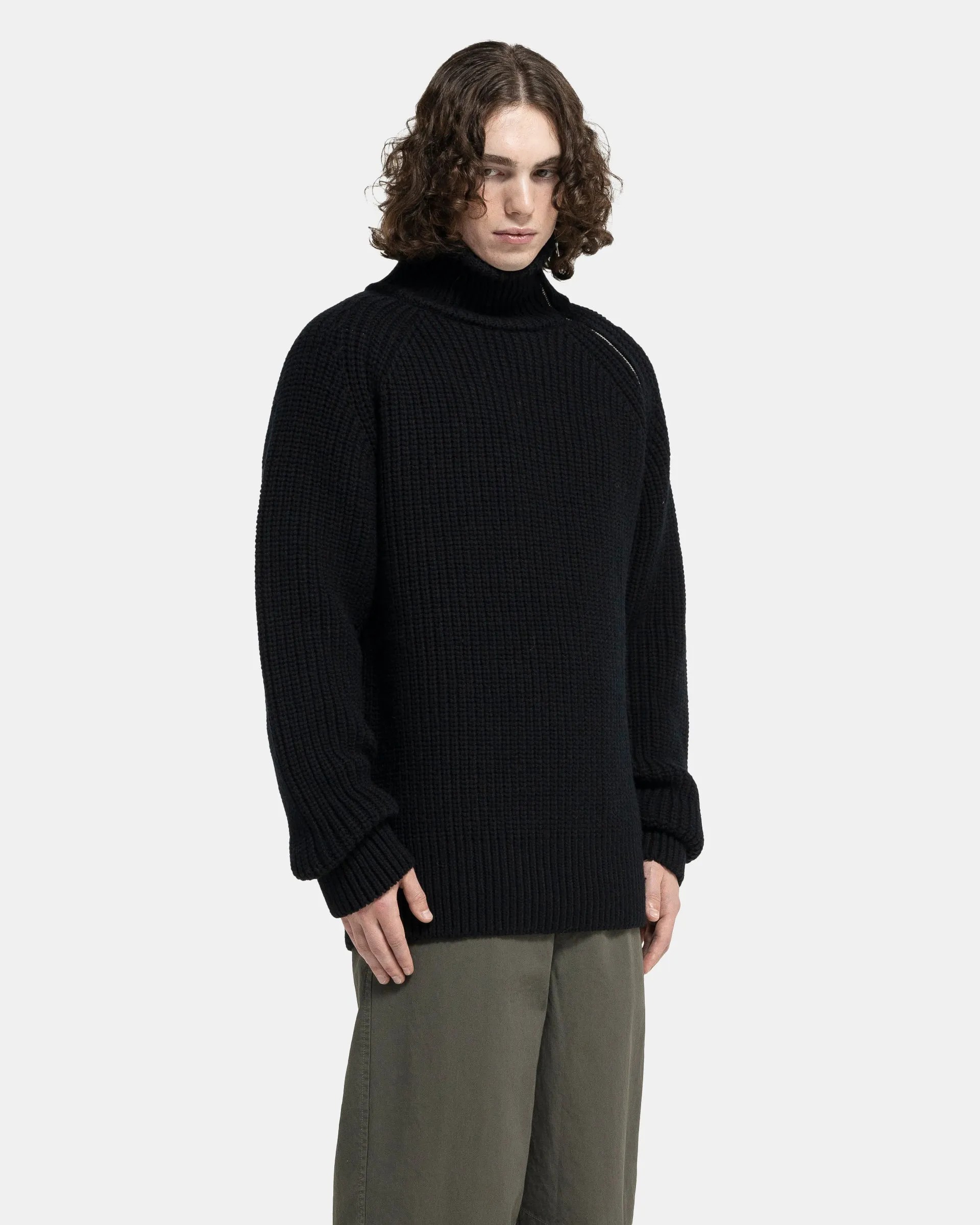 Monty Sweater in Black